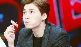 李易峰娱乐吃瓜视频,揭秘明星幕后生活片段