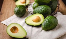 网红婴儿吃瓜,网红婴儿的甜蜜“吃瓜”日常