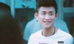 张一山爆料宋妍菲视频,事件背后真相引人关注